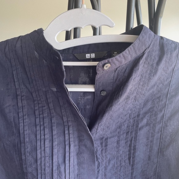 uniqlo long sleeve XS - Picture 3 of 10